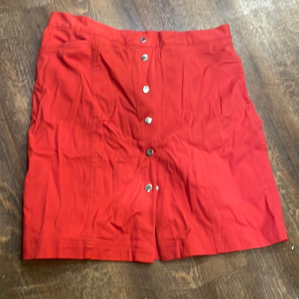 Jones New York signature Red button up skirt